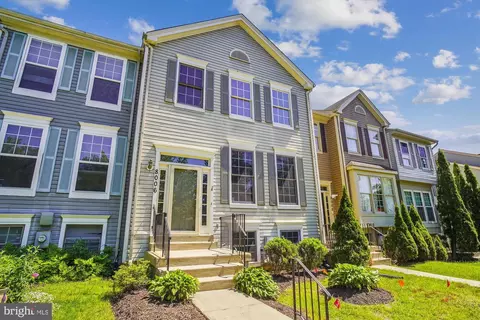 8006 Cloverwood Ct, Gaithersburg, MD 20879