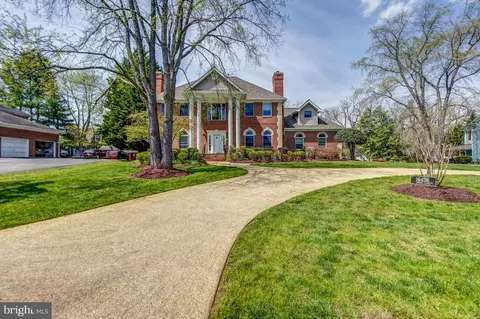 16458 Emory Ln, Rockville, MD 20853