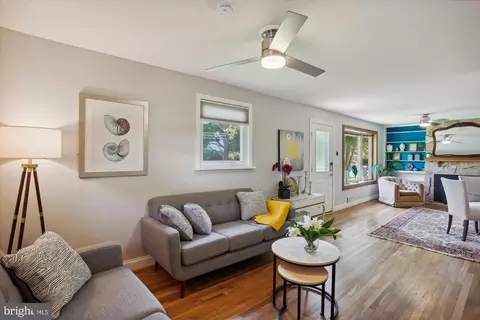 903 Kerwin Rd, Silver Spring, MD 20901 photo 10