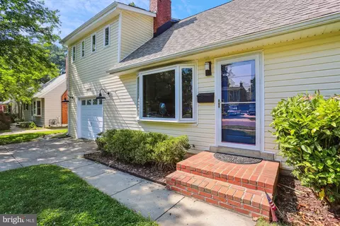 903 Kerwin Rd, Silver Spring, MD 20901 photo 2