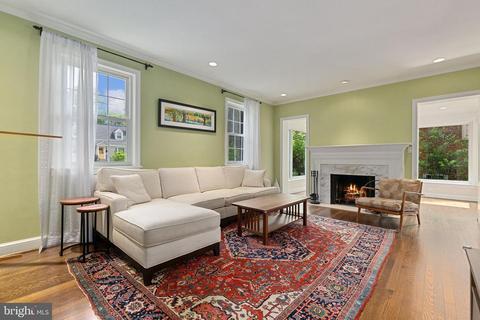 1516 Live Oak Dr, Silver Spring, MD 20910 photo 4