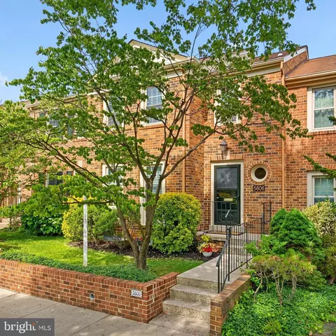 5806 Tudor Ln, Rockville, MD 20852
