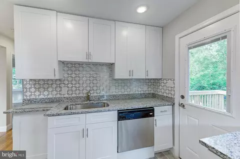 4208 Garrett Park Rd, Silver Spring, MD 20906 photo 9