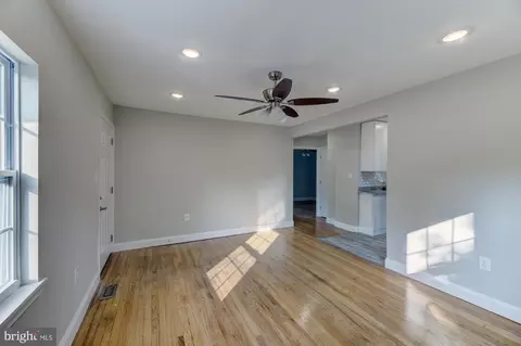 4208 Garrett Park Rd, Silver Spring, MD 20906 photo 5
