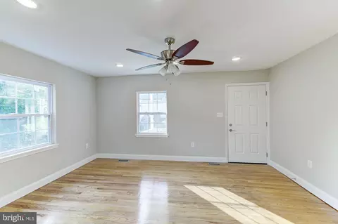 4208 Garrett Park Rd, Silver Spring, MD 20906 photo 12