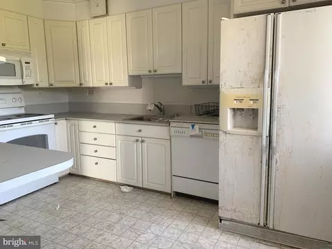 15101 Interlachen Dr #1-312, Silver Spring, MD 20906 photo 7