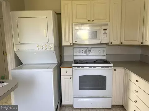 15101 Interlachen Dr #1-312, Silver Spring, MD 20906 photo 6