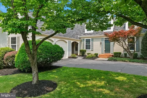11531 Pleasant Meadow Dr, North Potomac, MD 20878
