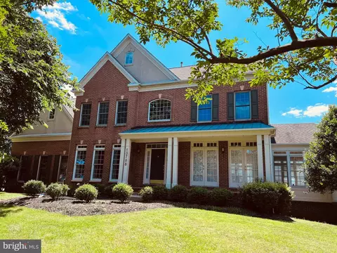 13708 Mount Prospect Dr, Rockville, MD 20850