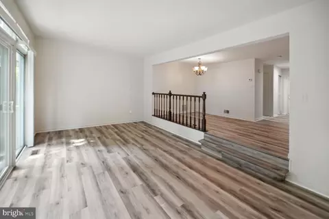 10946 Rampart Way, Silver Spring, MD 20902 photo 3