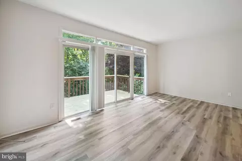 10946 Rampart Way, Silver Spring, MD 20902 photo 4