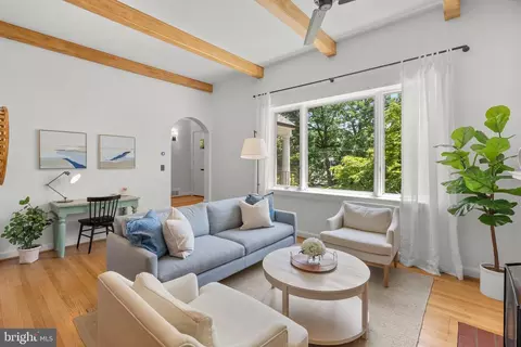 208 Lexington Dr, Silver Spring, MD 20901