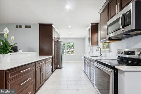 12922 Broadmore Rd, Silver Spring, MD 20904 photo 9