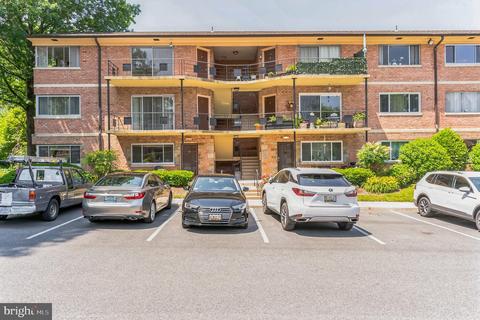 5011 Sentinel Dr #65, Bethesda, MD 20816