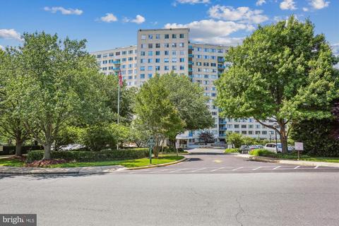 10500 Rockville Pike #1601, Rockville, MD 20852