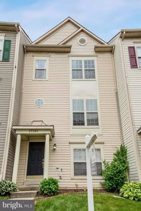 12145 Amber Ridge Cir, Germantown, MD 20876