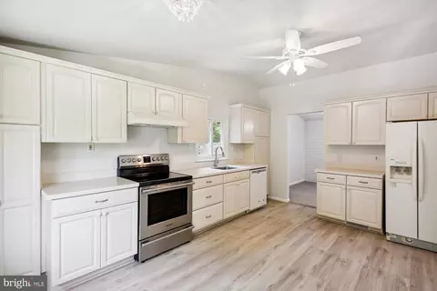 103 Claybrook Dr, Silver Spring, MD 20902 photo 7