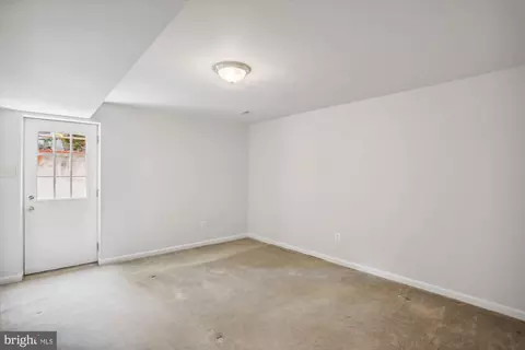 103 Claybrook Dr, Silver Spring, MD 20902 photo 25