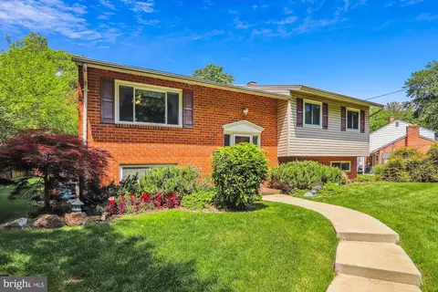 103 Claybrook Dr, Silver Spring, MD 20902 photo 2