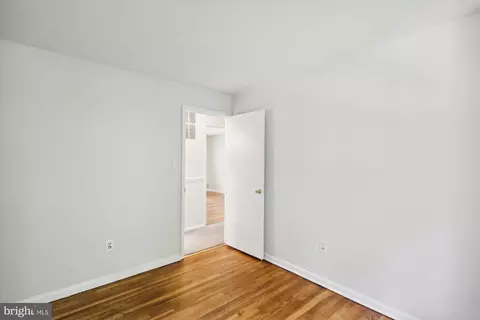 103 Claybrook Dr, Silver Spring, MD 20902 photo 18