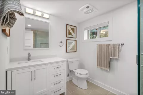 8409 Grove St, Silver Spring, MD 20910 photo 64