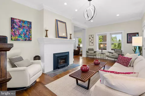 8409 Grove St, Silver Spring, MD 20910 photo 18