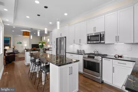 8409 Grove St, Silver Spring, MD 20910 photo 25