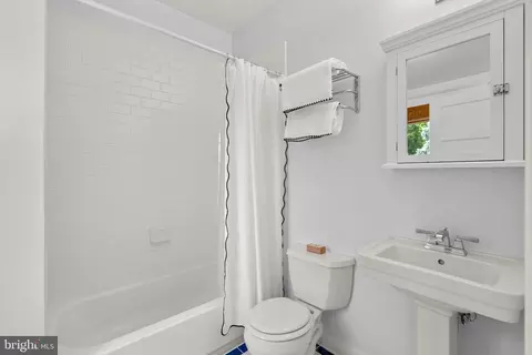 8409 Grove St, Silver Spring, MD 20910 photo 55