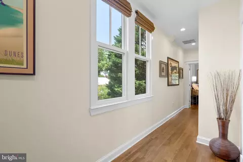 8409 Grove St, Silver Spring, MD 20910 photo 41
