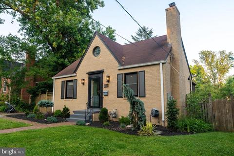 9907 Markham St, Silver Spring, MD 20901 photo 2