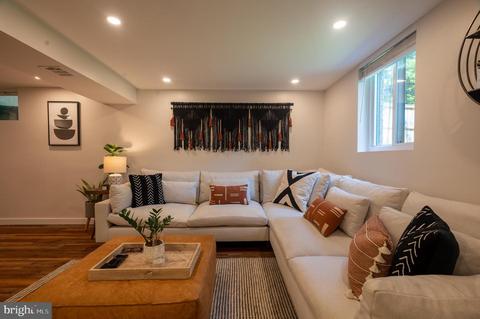 9907 Markham St, Silver Spring, MD 20901 photo 30