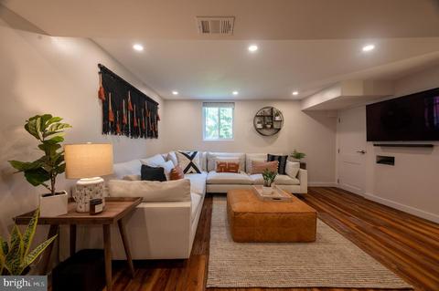 9907 Markham St, Silver Spring, MD 20901 photo 28