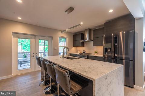 9907 Markham St, Silver Spring, MD 20901 photo 9