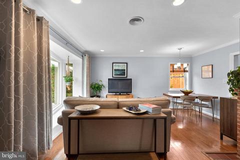 2419 Dennis Ave, Silver Spring, MD 20902 photo 6