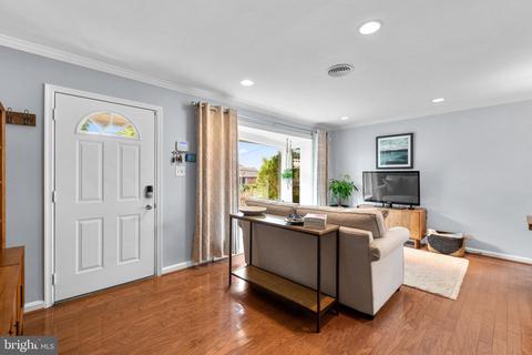 2419 Dennis Ave, Silver Spring, MD 20902 photo 7