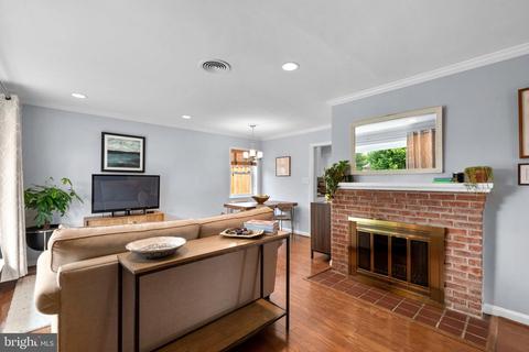 2419 Dennis Ave, Silver Spring, MD 20902 photo 5