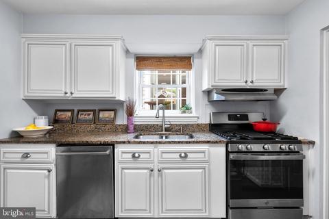 2419 Dennis Ave, Silver Spring, MD 20902 photo 11