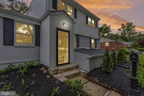 12014 Ashley Dr, Rockville, MD 20852