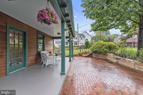 21 Vassar Cir, Glen Echo, MD 20812 photo 48