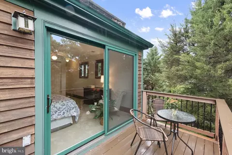 21 Vassar Cir, Glen Echo, MD 20812 photo 34