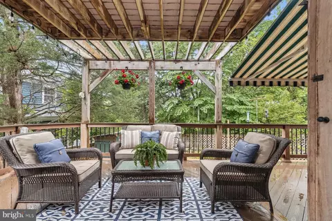21 Vassar Cir, Glen Echo, MD 20812 photo 46
