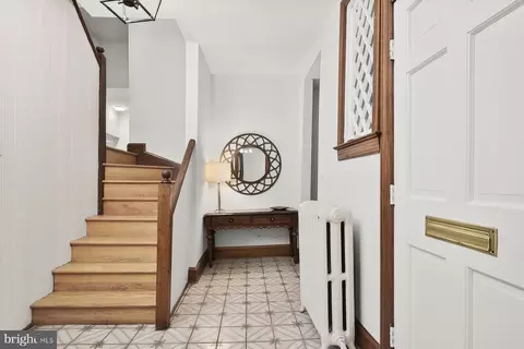 21 Vassar Cir, Glen Echo, MD 20812 photo 8