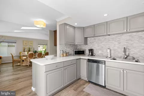 14621 Deerhurst Ter #213-A, Silver Spring, MD 20906 photo 16