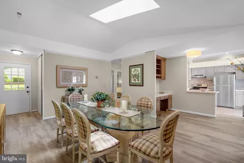 14621 Deerhurst Ter #213-A, Silver Spring, MD 20906 photo 18