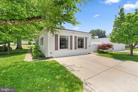 14621 Deerhurst Ter #213-A, Silver Spring, MD 20906 photo 3
