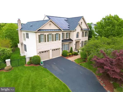 17507 Carlson Farm Ct, Germantown, MD 20874