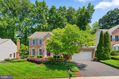 17705 Globe Theatre Dr, Olney, MD 20832