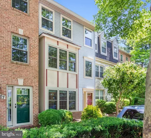 3305 Sea Port Way, Silver Spring, MD 20902