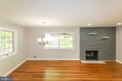 10413 Royal Rd, Silver Spring, MD 20903 photo 7