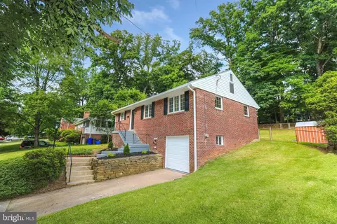 10413 Royal Rd, Silver Spring, MD 20903 photo 2